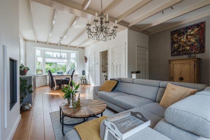 Photo 10 of Oosteinderweg 9