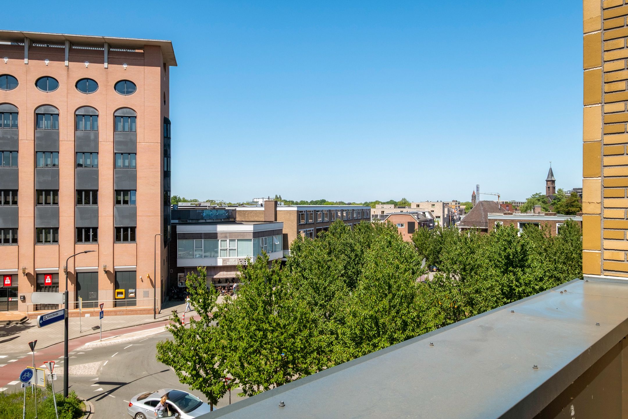 Foto 36 van Deurningerstraat 18-3