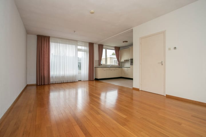 Photo 10 of Grathemerweg 34