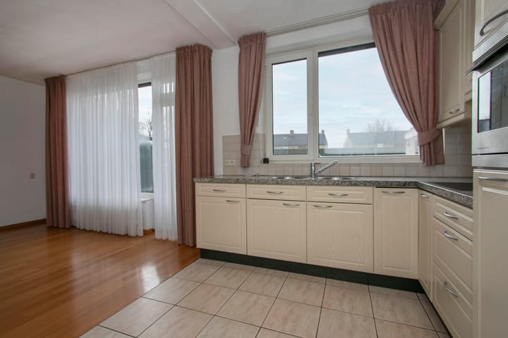 Photo 13 of Grathemerweg 34