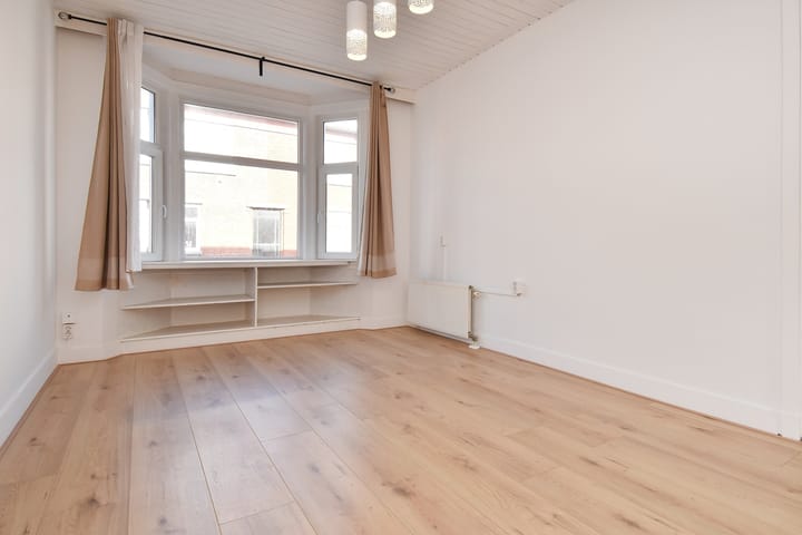 Foto 4 van Dautzenbergstraat 82