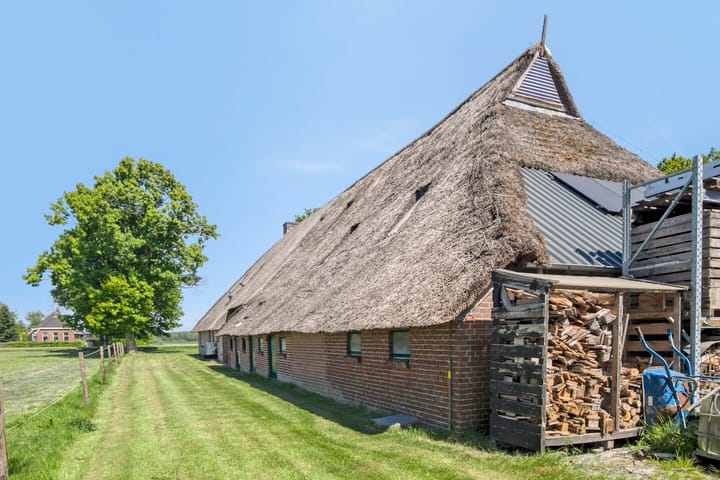 Photo 49 of Oosteinde 30