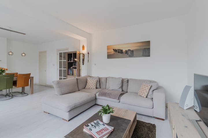 Foto 14 van Theresiastraat 140