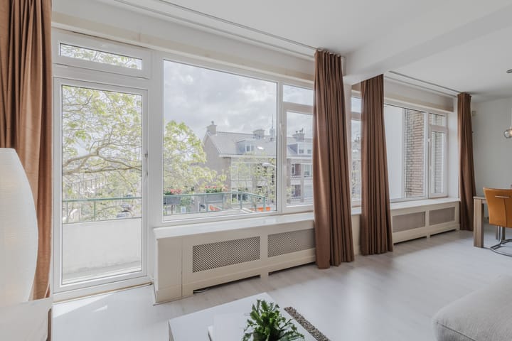 Foto 16 van Theresiastraat 140