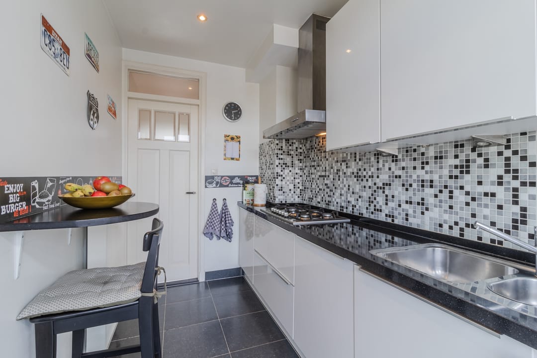 Foto 17 van Theresiastraat 140