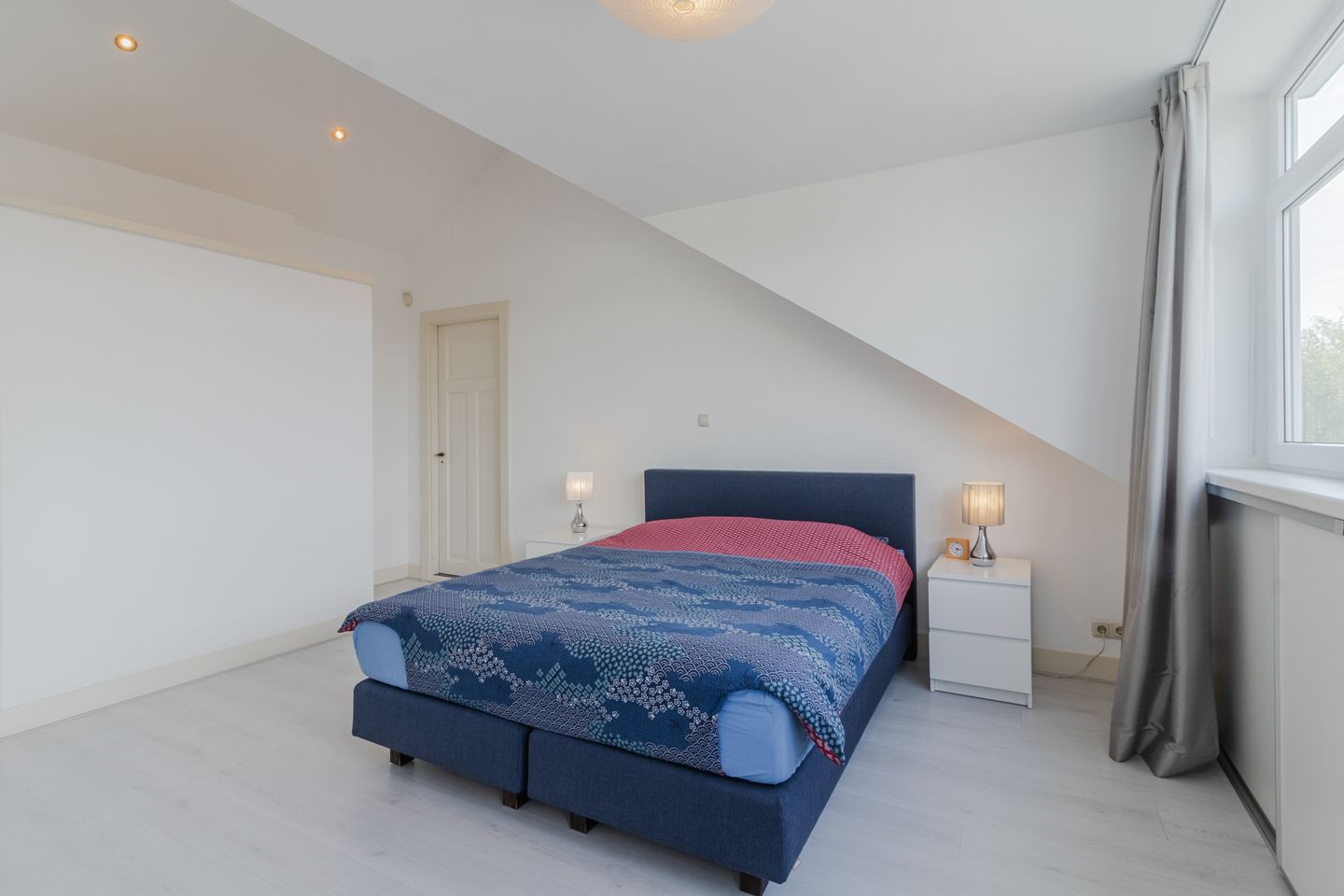 Foto 25 van Theresiastraat 140