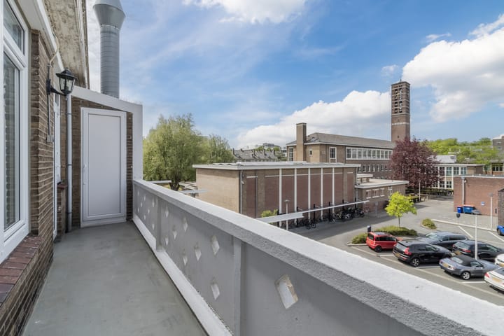 Foto 40 van Theresiastraat 140