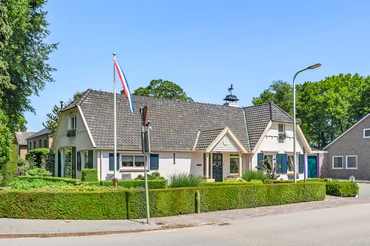 Photo 8 of Onderlangs 1