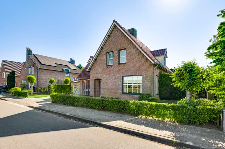 Foto 8 van Pinxtenstraat 14