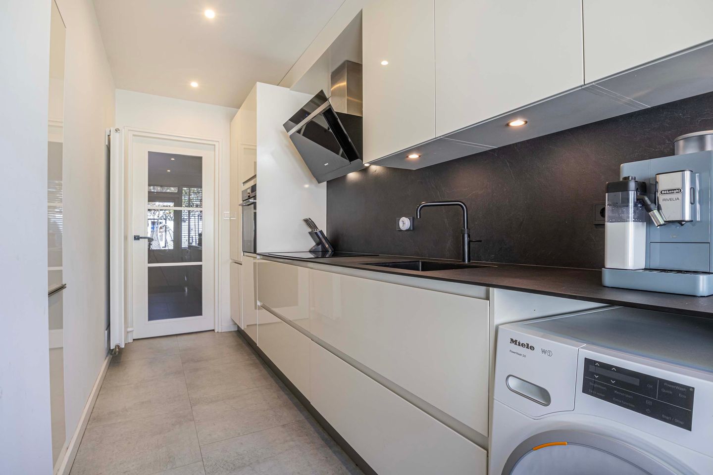 Foto 14 van Buurtmeesterweg 62