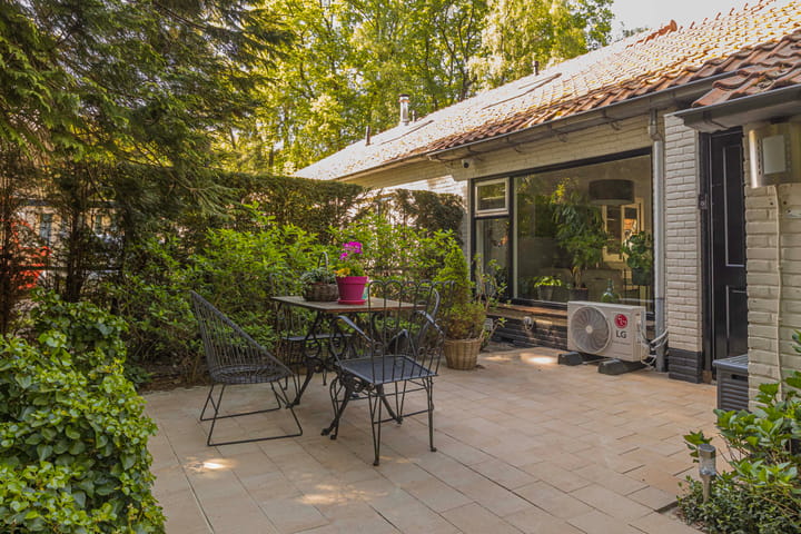 Foto 36 van Buurtmeesterweg 62