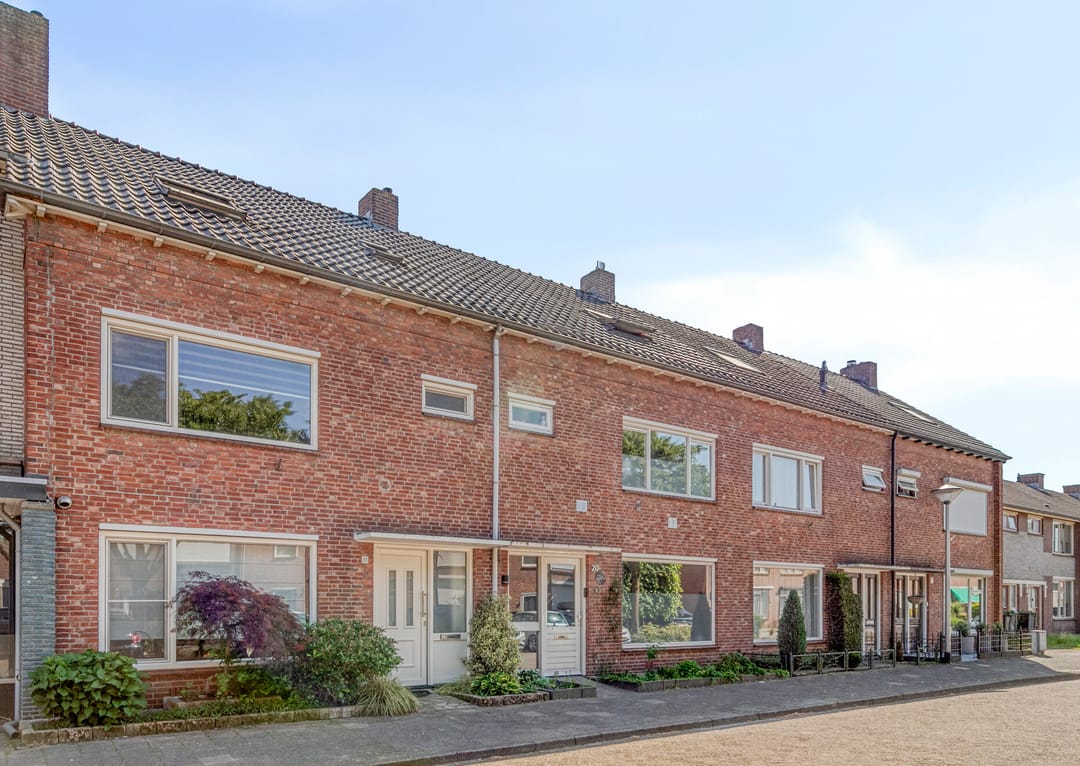 Foto 1 van Cederhoutstraat 22