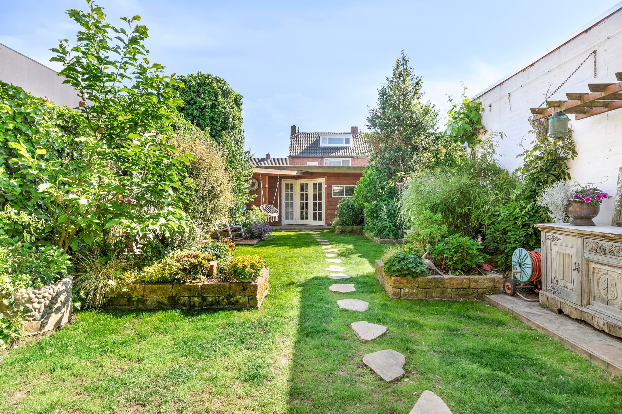 Foto 27 van Cederhoutstraat 22