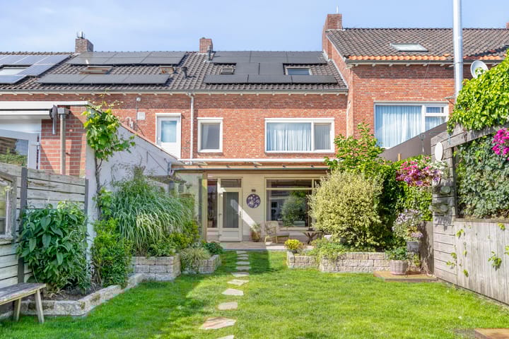 Foto 29 van Cederhoutstraat 22