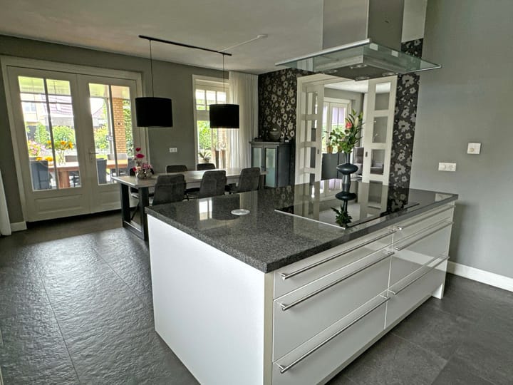 Foto 31 van Willem Mantelstraat 39