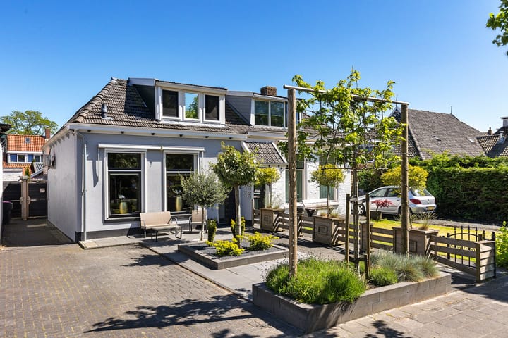 Foto 6 van Hertog van Saxenlaan 10