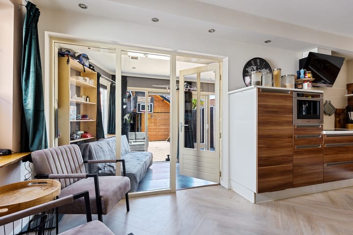 Foto 18 van Hertog van Saxenlaan 10