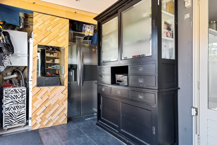 Foto 21 van Hertog van Saxenlaan 10