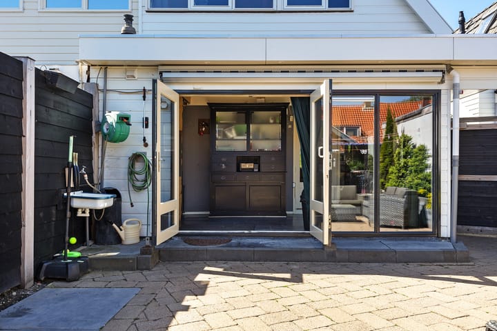 Foto 39 van Hertog van Saxenlaan 10