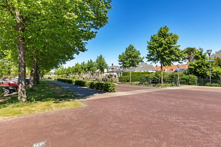 Foto 42 van Hertog van Saxenlaan 10