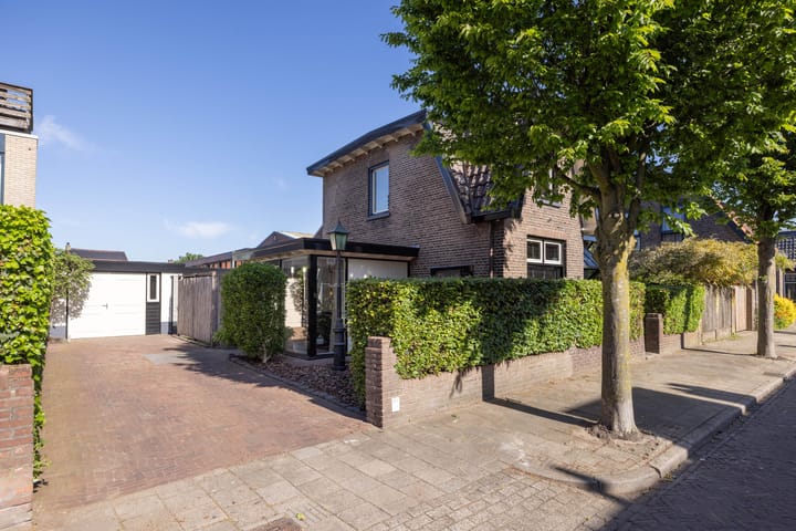 Photo 2 of Lindenweg 37