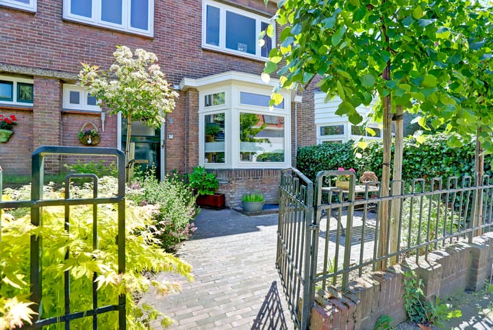 Photo 1 of Hobbemastraat 8