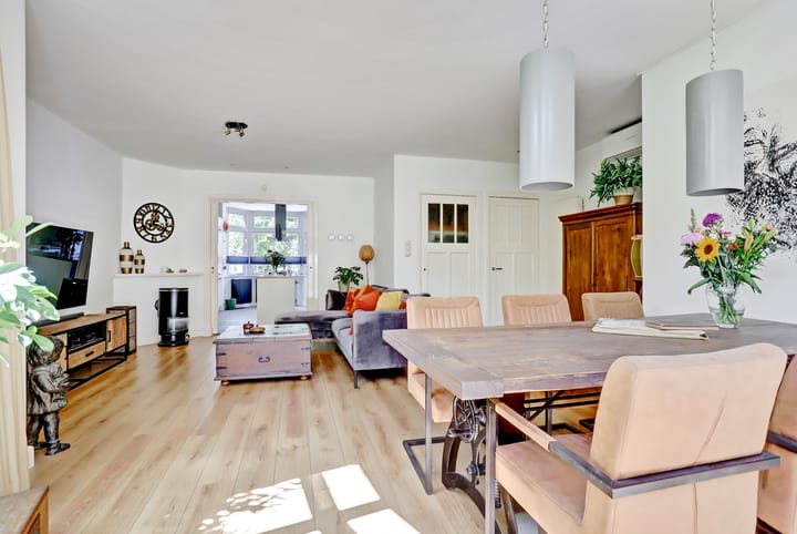 Photo 7 of Hobbemastraat 8