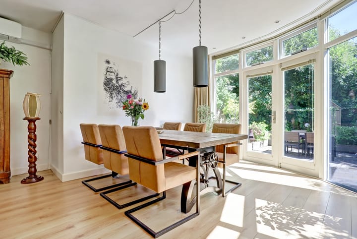 Photo 11 of Hobbemastraat 8