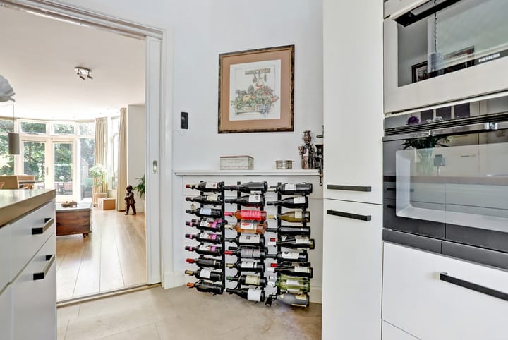 Photo 14 of Hobbemastraat 8