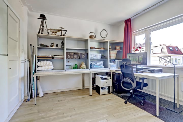 Photo 31 of Hobbemastraat 8