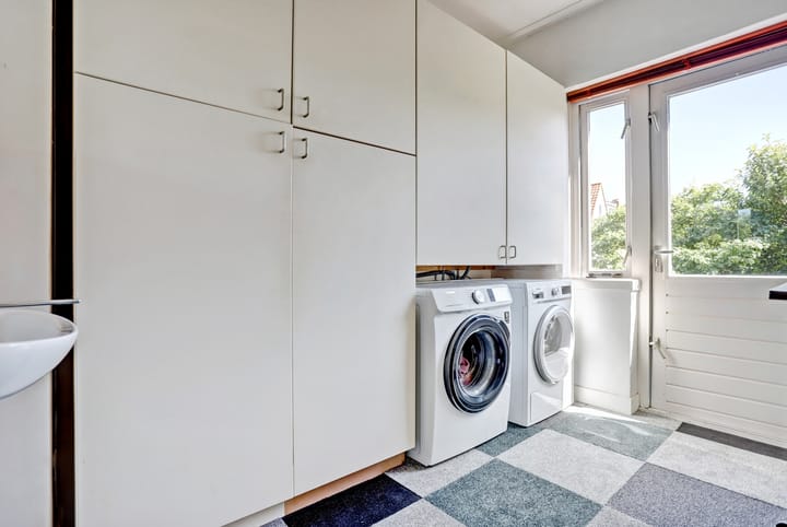 Photo 34 of Hobbemastraat 8