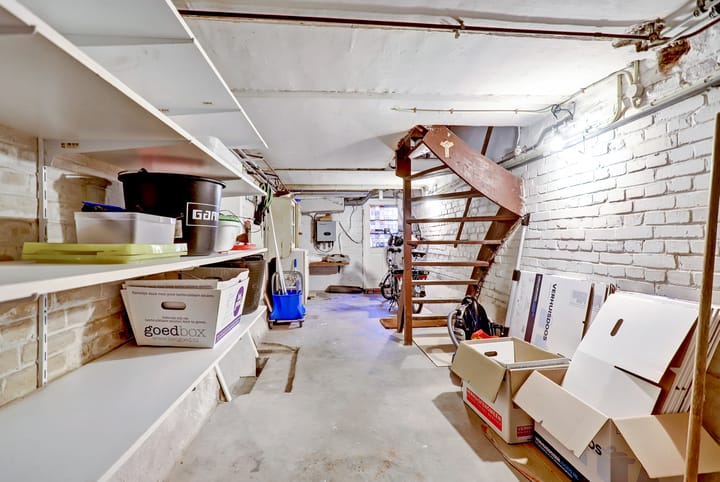 Photo 47 of Hobbemastraat 8