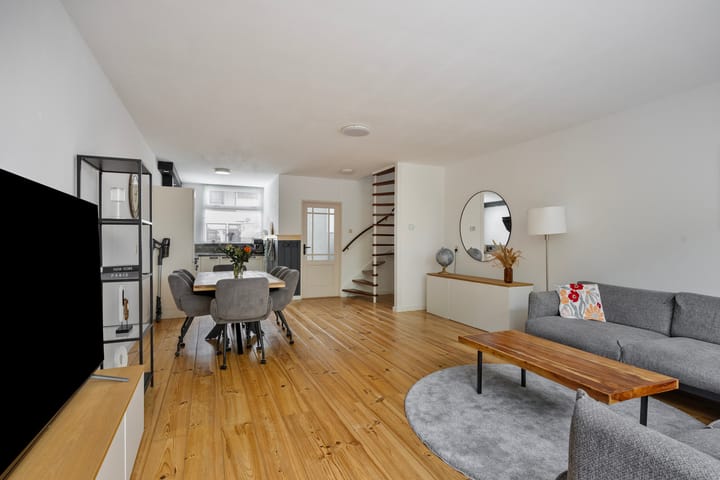 Foto 13 van Staringstraat 478