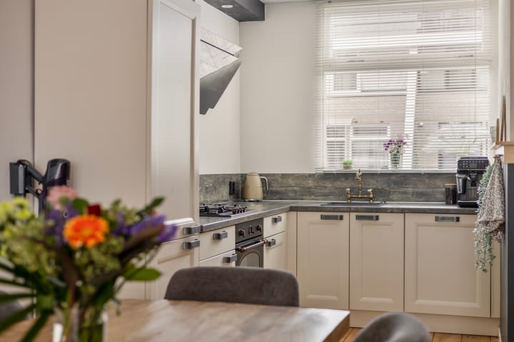 Foto 17 van Staringstraat 478