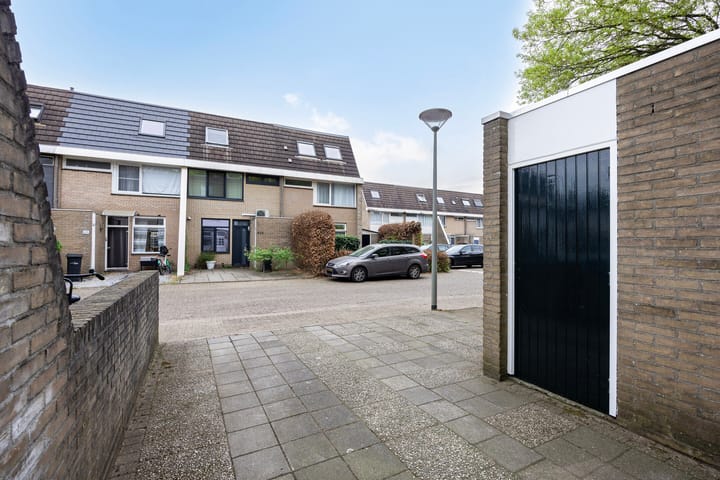 Foto 37 van Staringstraat 478