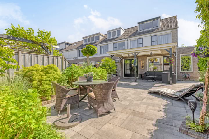 Foto 28 van Puccinistraat 15