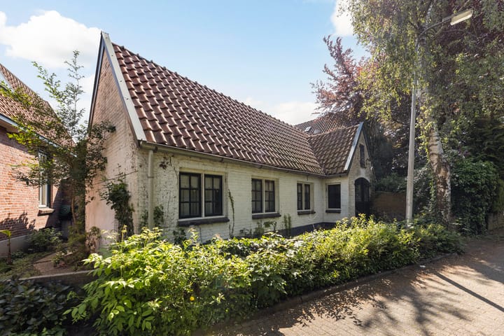 Foto 2 van Adriaansweg 22