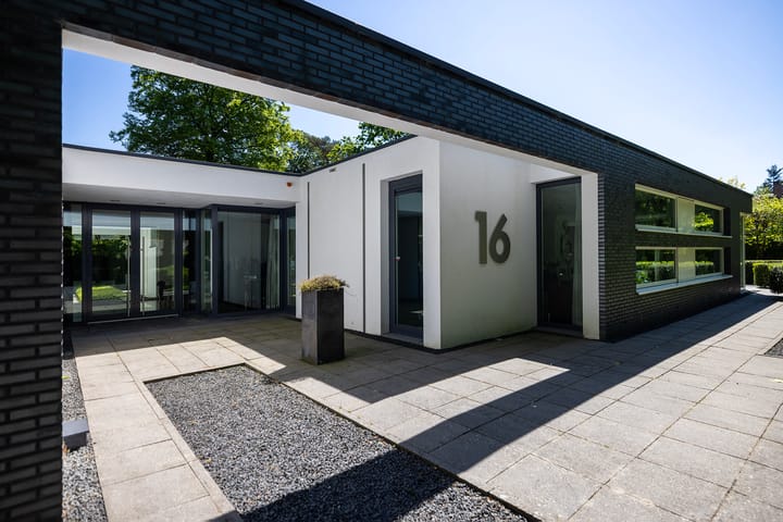 Foto 14 van Lariksweg 16