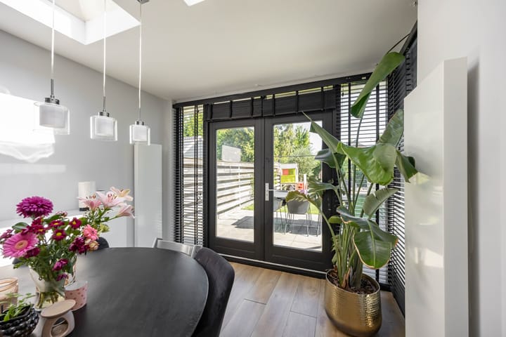 Foto 15 van Pop Dijkemaweg 18