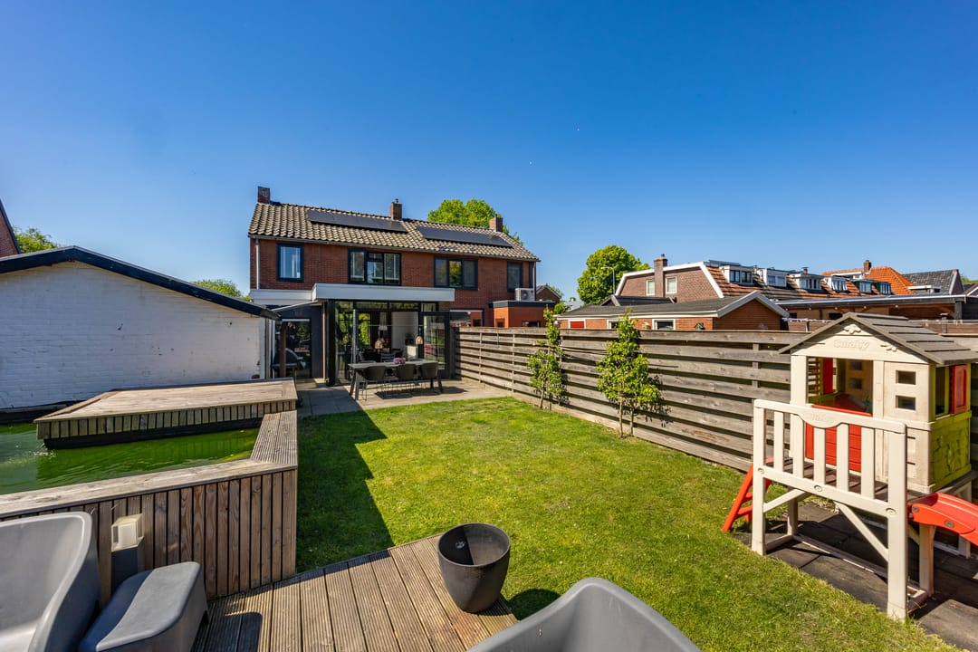 Photo 37 of Pop Dijkemaweg 18