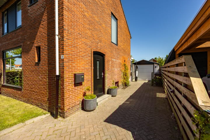 Foto 41 van Pop Dijkemaweg 18