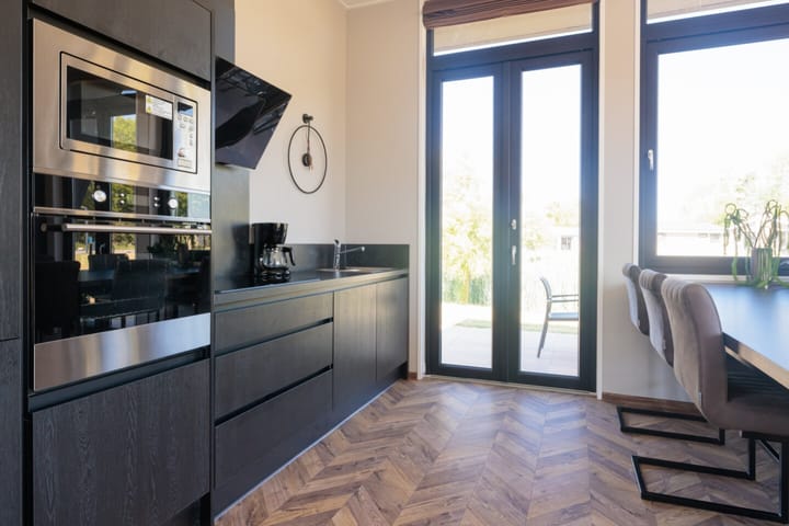 Photo 10 of Flevoweg 90-310