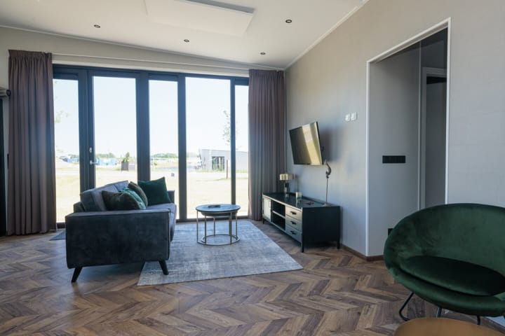 Photo 12 of Flevoweg 90-310