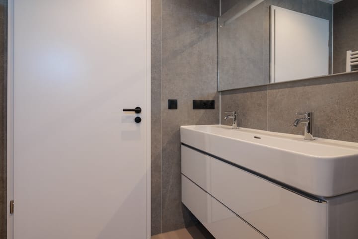 Photo 21 of Flevoweg 90-310