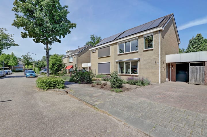 Foto 1 van Burgemeester van Grotenhuisstraat 7