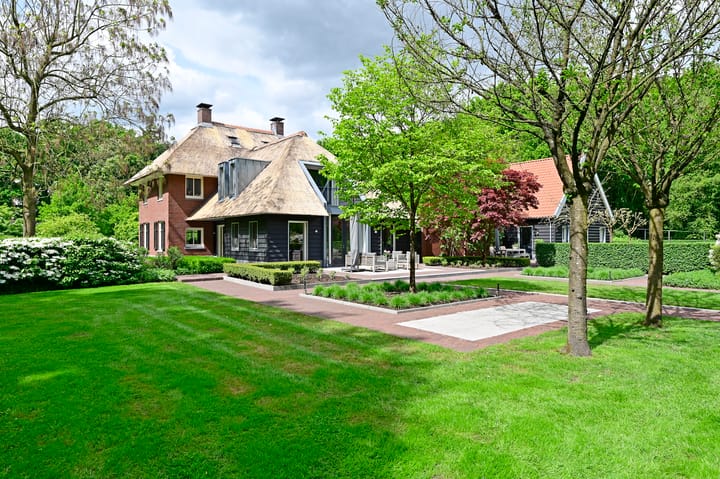 Foto 32 van Stationsweg 12