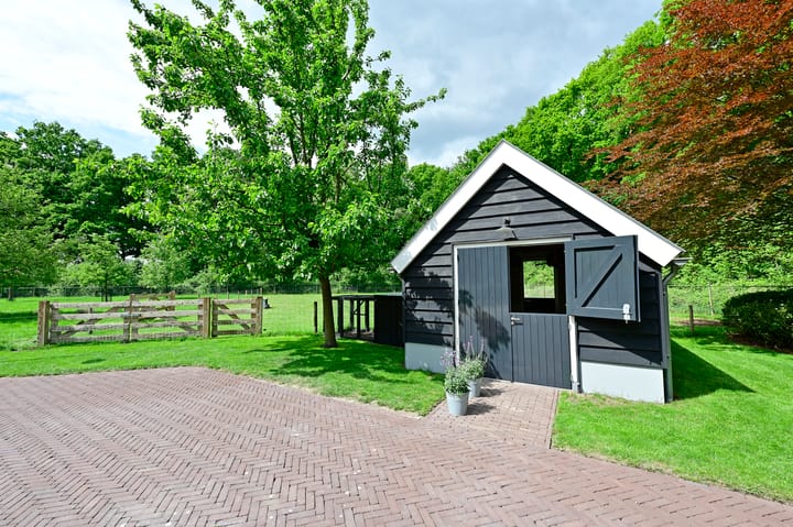 Foto 61 van Stationsweg 12