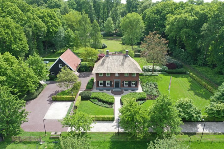 Foto 66 van Stationsweg 12