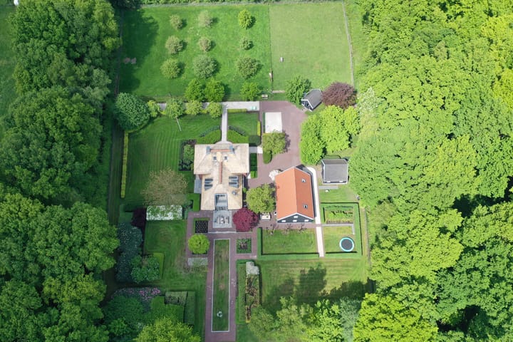 Foto 68 van Stationsweg 12