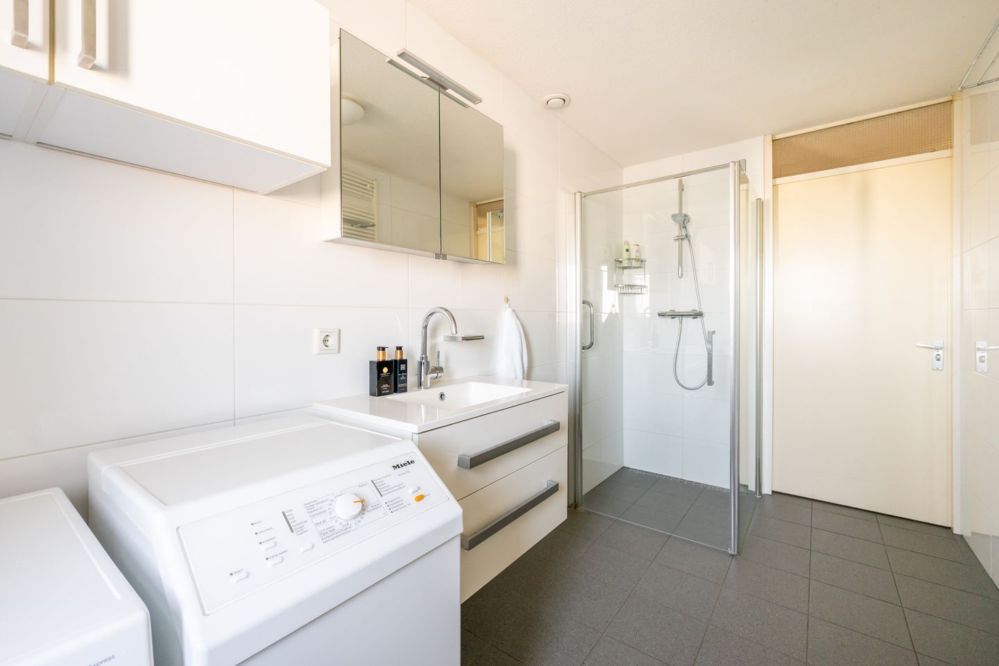 Photo 34 of Lindestate 48